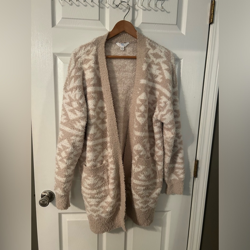 Time and Tru Camel Aztec Cardigan Size Lg 12/14